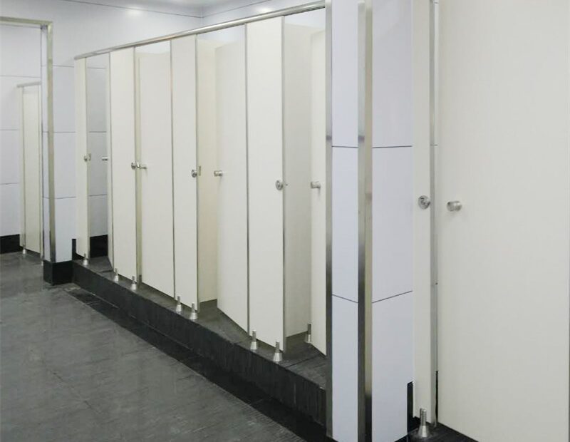 Maximizing Space with Wood Toilet Partitions 1