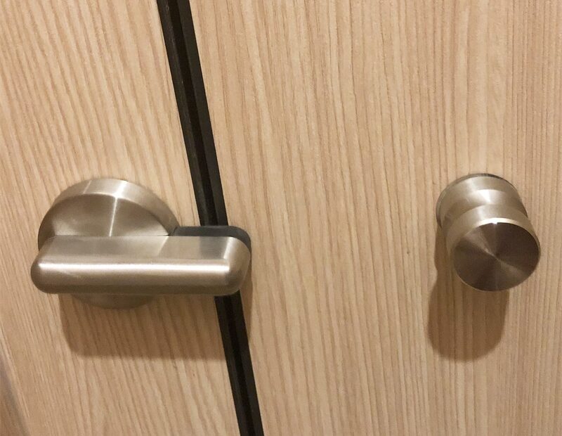 Maximizing Hygiene with Distributor Cubicle Toilets 1